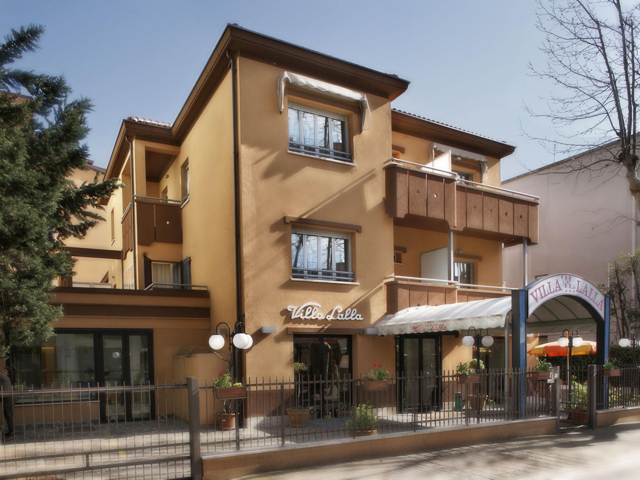 Hotel Villa Lalla Rimini Exterior foto